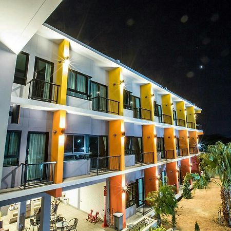 Sor Kor Sor Resort Sattahip Esterno foto