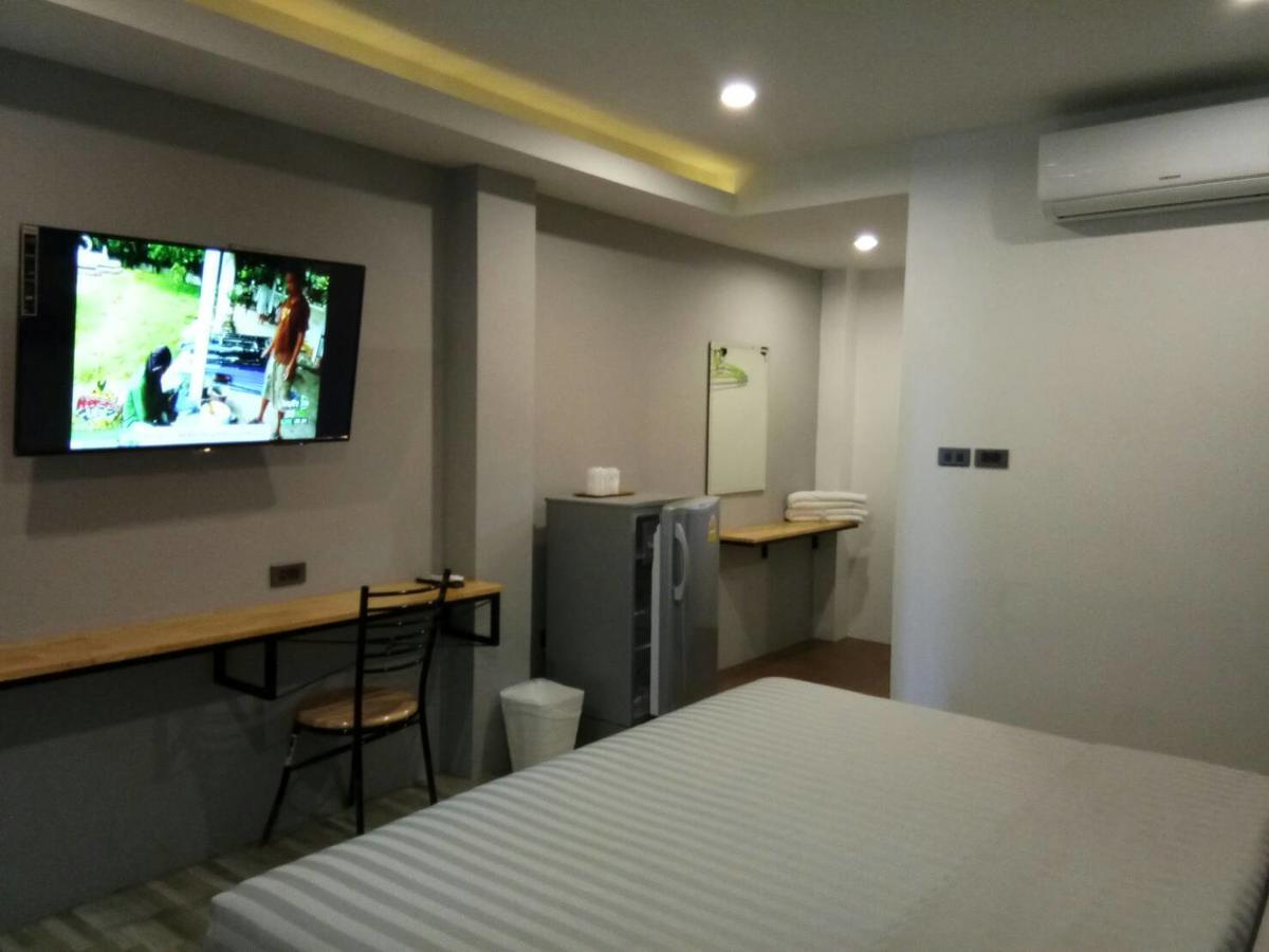 Sor Kor Sor Resort Sattahip Esterno foto