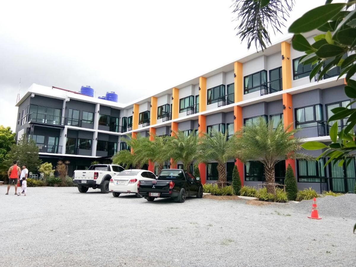 Sor Kor Sor Resort Sattahip Esterno foto